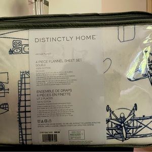 Brand new 4 piece flannel sheet set - double